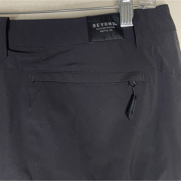 Beyond Clothing Systems WOMEN'S SOJOURN ULTRALIGHT L4 JOGGER - Picture 5 of 7